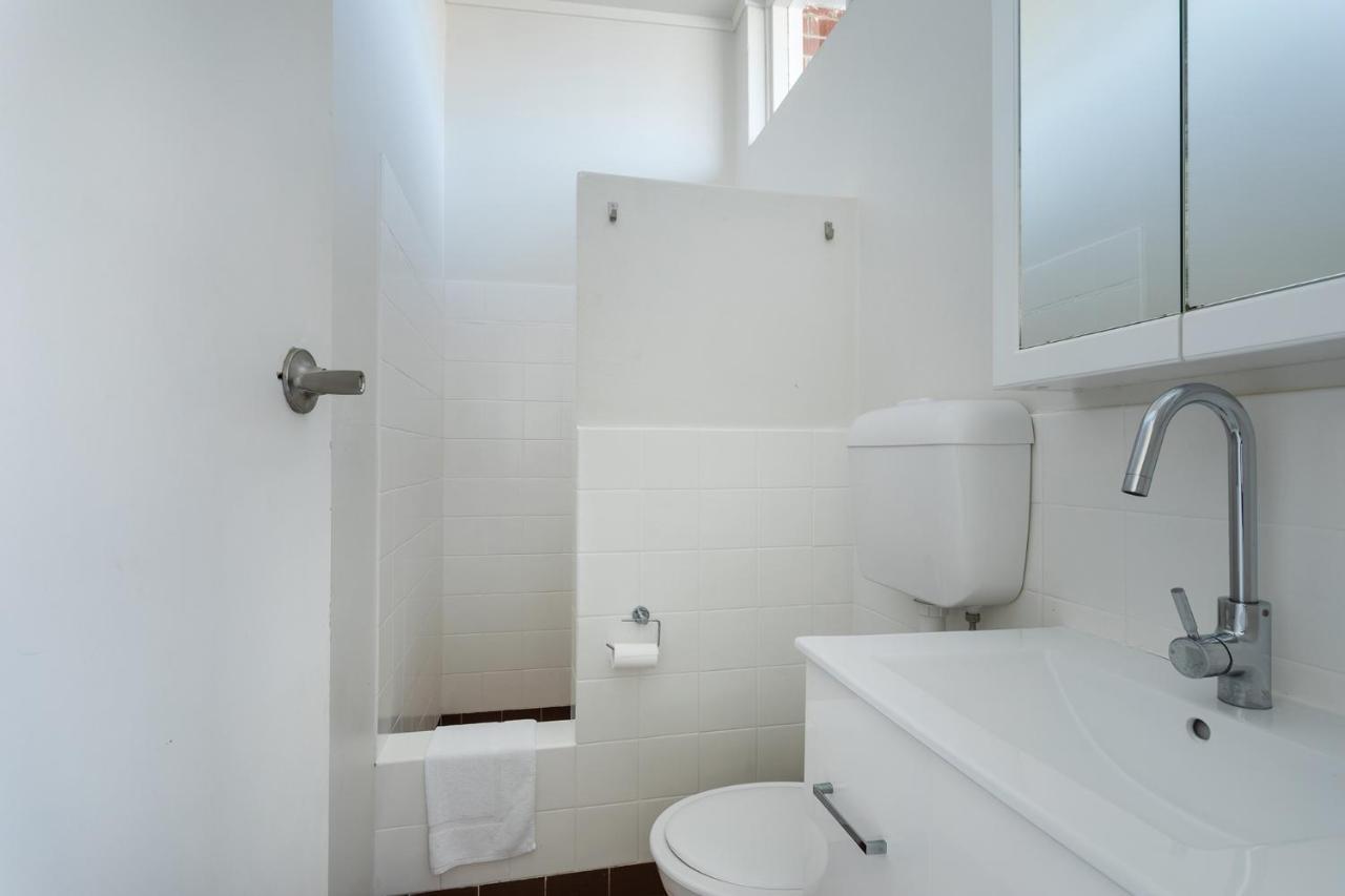 Rivers Apartments Motel Sale Gippsland Esterno foto