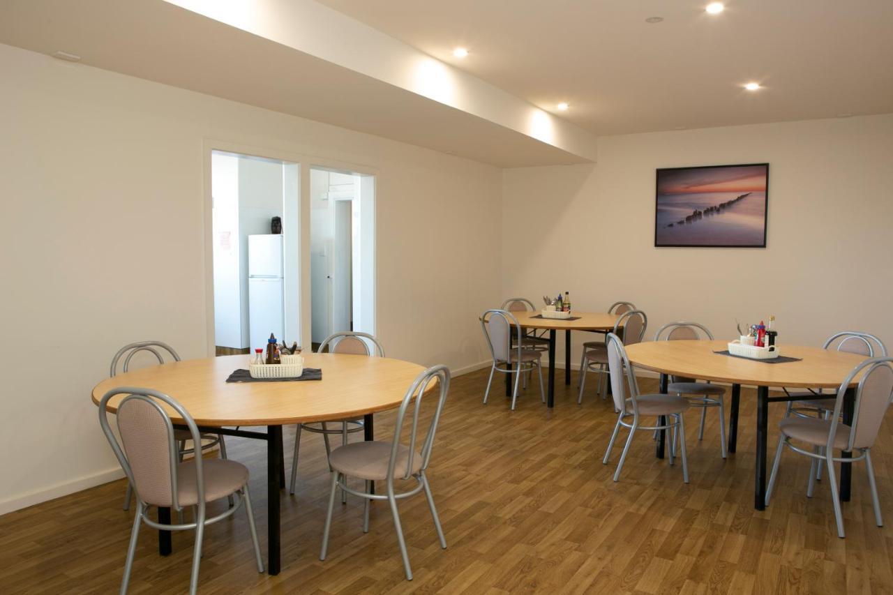 Rivers Apartments Motel Sale Gippsland Esterno foto